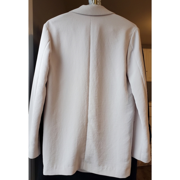 Aritzia - Wilfred Cherrelle Blazer - Picture 2 of 10